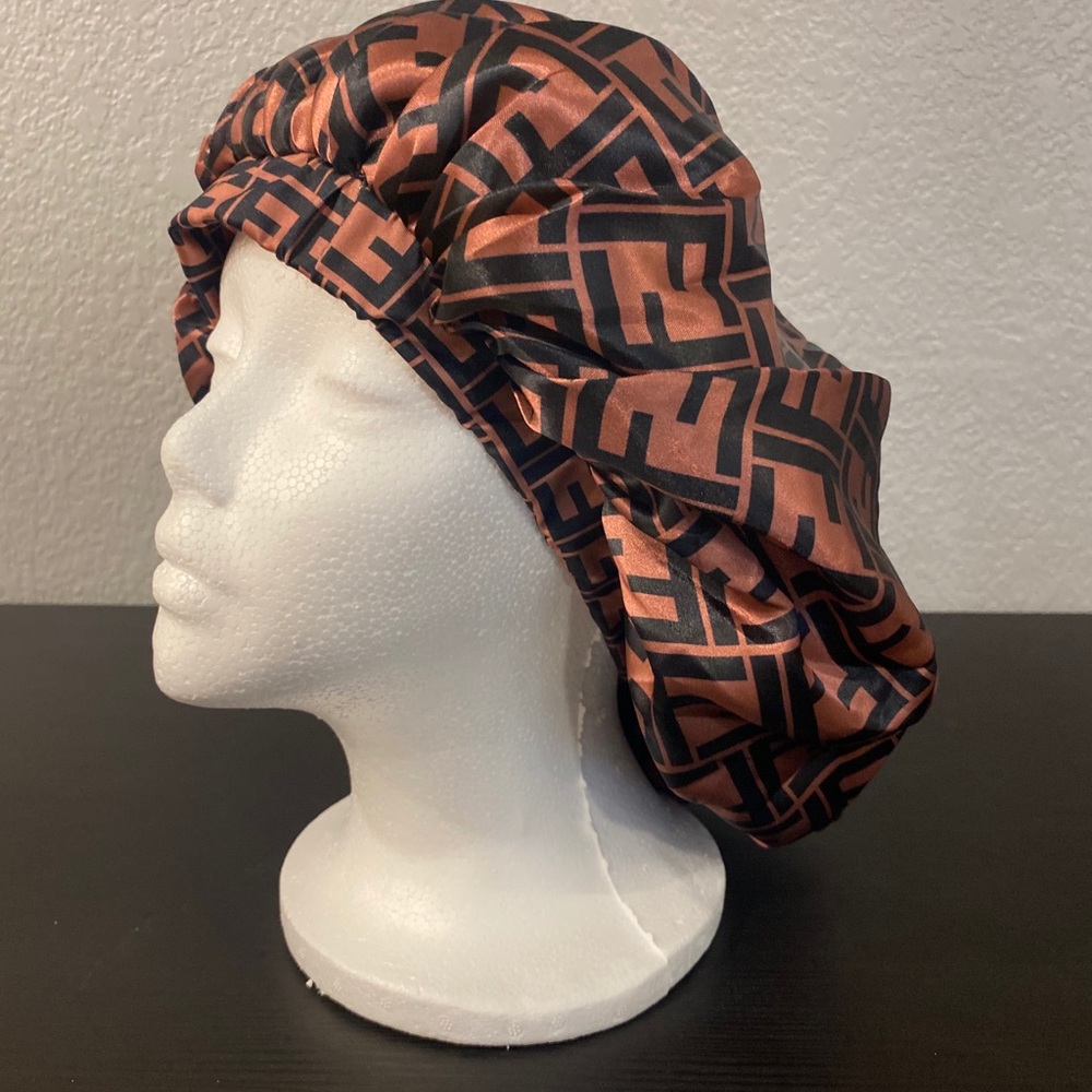Silky Bonnets - Picture 13 of 14